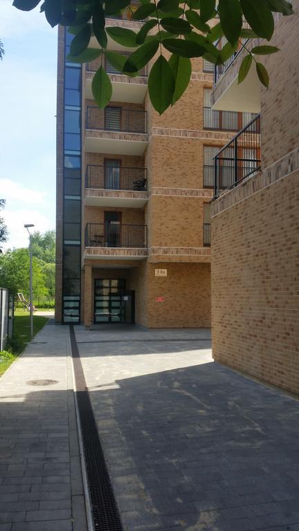 Apartament Wilga Park Cracóvia Exterior foto